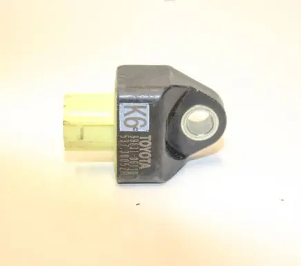 Toyota Camry VIII XV70 Airbag deployment crash/impact sensor 8983106110