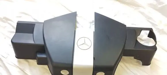 Mercedes-Benz E W211 Engine cover (trim) A2110100467