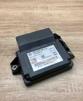 Volkswagen PASSAT B7 Hand brake control module 3AA907801G 18233201A