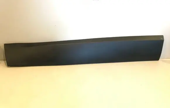 Jeep Cherokee Front door trim (molding) 1YW33TRMAB