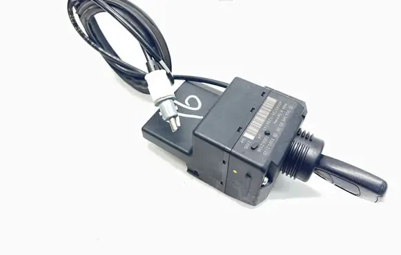 Mercedes-Benz C W203 Ignition lock 2035450508