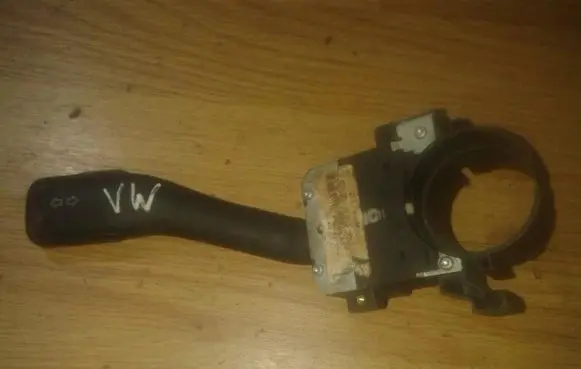 Volkswagen PASSAT B5 Indicator stalk
