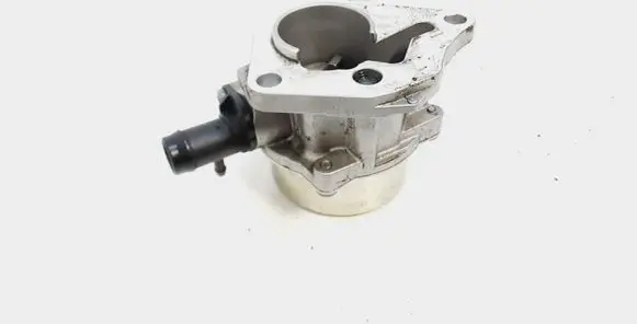 Mercedes-Benz B W246 W242 Vacuum pump 146505272R