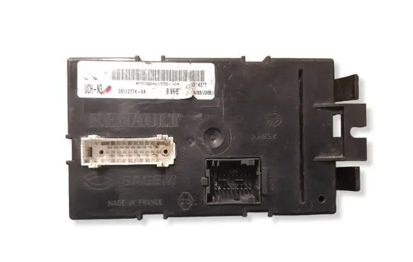 Renault Trafic II (X83) Comfort/convenience module P8200461558 281127746A 30714277