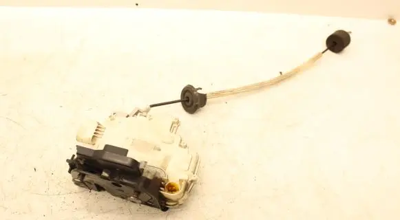 Audi A6 S6 C6 4F Rear door lock 4F1837015