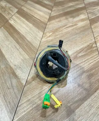 Mercedes-Benz CLS C219 Airbag slip ring squib (SRS ring) A1714640518