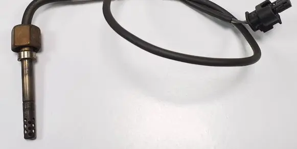 Mercedes-Benz ML W164 Exhaust gas temperature sensor A0051537928
