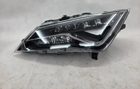 Seat Leon (5F) Headlight/headlamp 5F1941007K