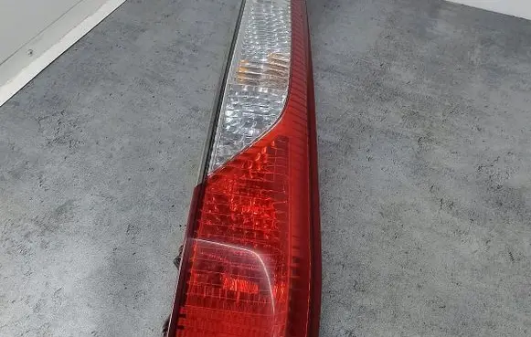 Mitsubishi Lancer Rear/tail lights 220-87508
