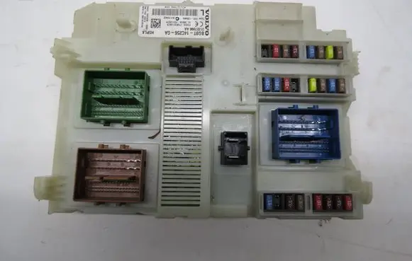 Volvo V60 Fuse module 31327996AA BG9T14C256GA 3659AF01125TP