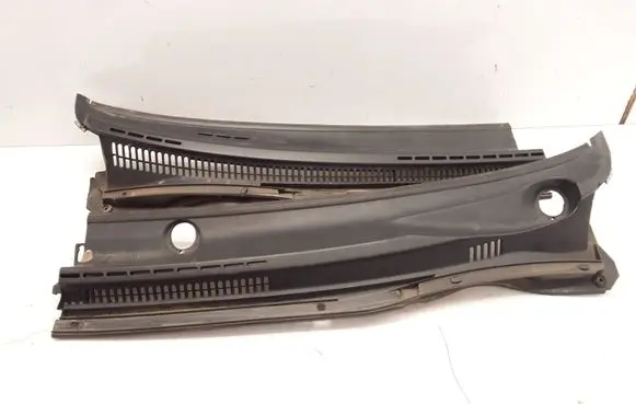 Toyota Corolla E120 E130 Wiper trim 5570902070 5570902080