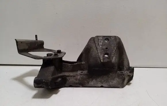 Iveco Daily 5th gen Engine mounting bracket 5801382943 504386159