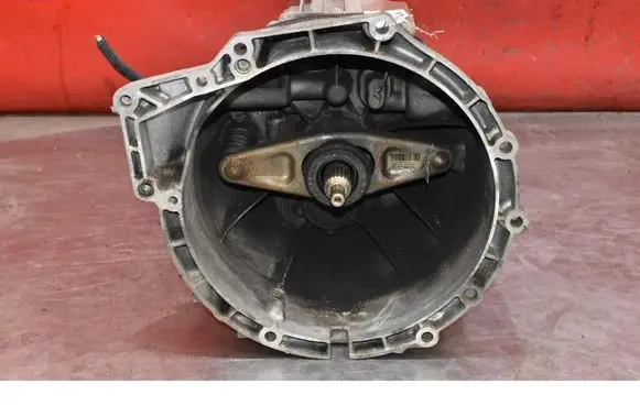 BMW 7 F01 F02 F03 F04 Manual 6 speed gearbox 7597917