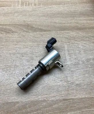Lexus GS 300 350 430 450H Camshaft vanos timing valve 1533031020