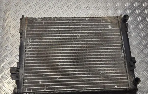 Opel Vivaro Coolant radiator 868513D