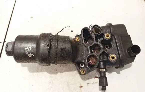 Audi A4 S4 B7 8E 8H Oil filter cover 06F115397H