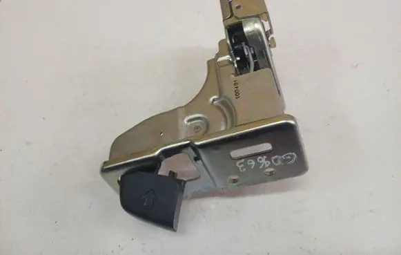 Mitsubishi ASX Seat back rest lock catch 