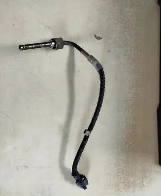 Mercedes-Benz S W222 Exhaust gas temperature sensor A0009058401