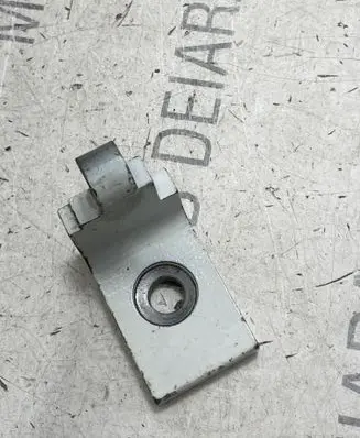 BMW X5 F15 Front door upper hinge 7304993
