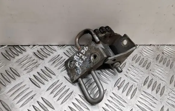 Front door lower hinge
