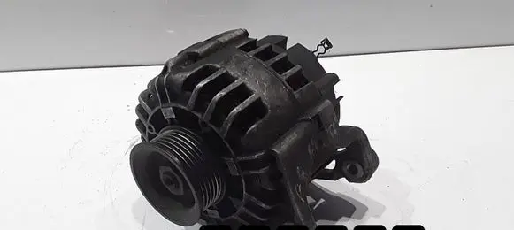 Audi A6 S6 C5 4B Generator/alternator 015g