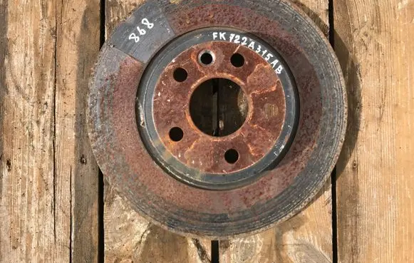 Land Rover Discovery Sport Rear brake disc FK722A315AB