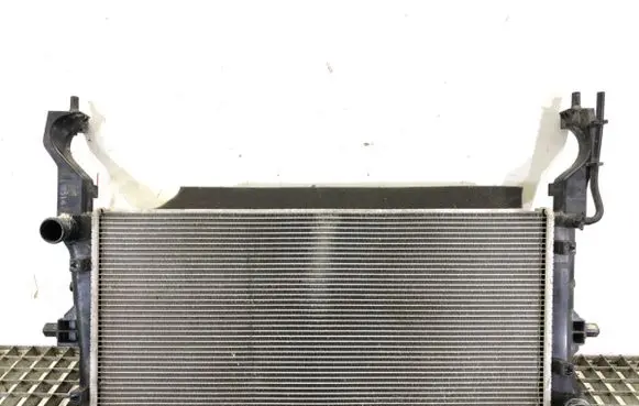 Hyundai Kona I Coolant radiator
