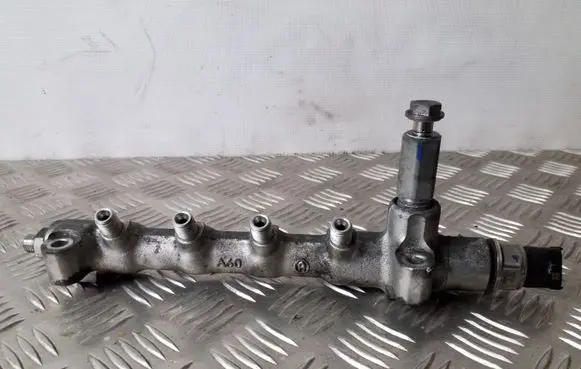 Opel Mokka Fuel main line pipe