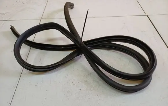 KIA Ceed Rubber seal front coupe door 