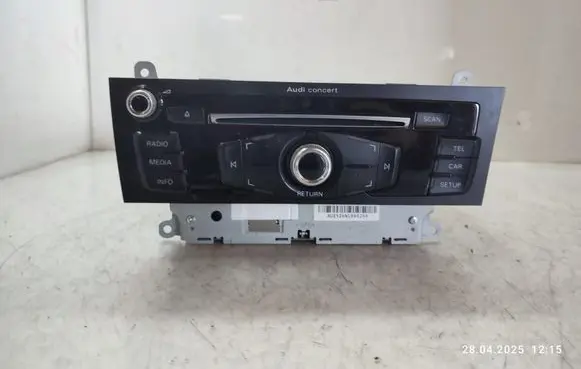 Audi A4 S4 B8 8K Radio/CD/DVD/GPS head unit 8R2035186P
