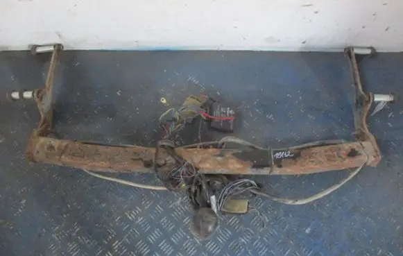 Renault Clio III Tow bar set 