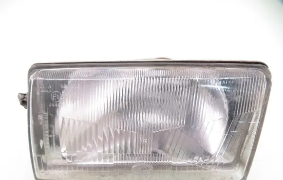 Volkswagen Polo II 86C 2F Headlight/headlamp