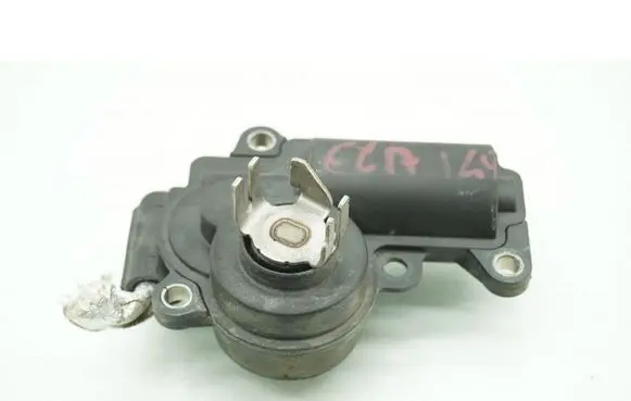 Mercedes-Benz CLA C118 X118 Throttle body valve A2139068601