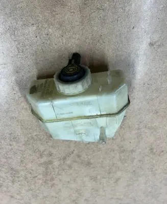 BMW 3 E46 Brake fluid reservoir 34326750798 6750798 34336774451