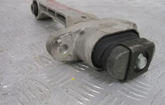 Hyundai H-1, Starex, Satellite Engine mount vacuum valve 21950D3100