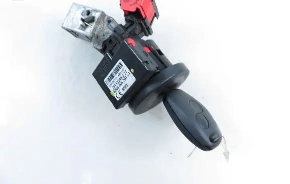 Renault Master III Ignition lock N0502060 8200405701F