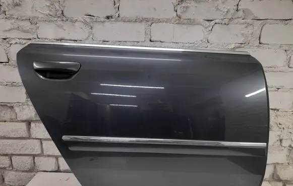 Audi A8 S8 D3 4E Rear door 4e0833420j