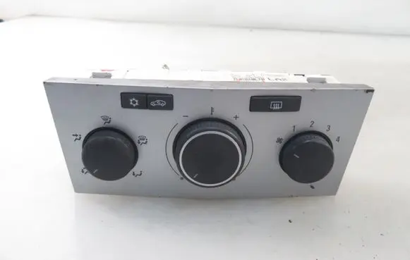 Opel Astra H Interior fan control switch 13201299