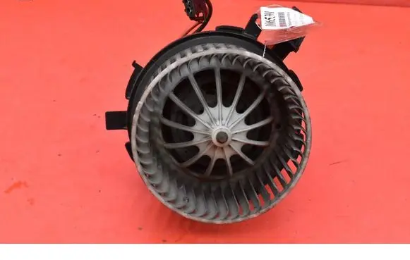 Audi A4 S4 B8 8K Heater fan/blower U0851004