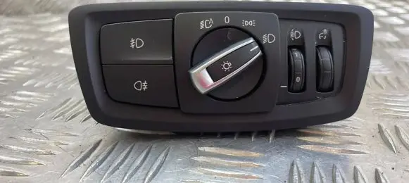 BMW 1 F20 F21 Light switch 6847526 12001119