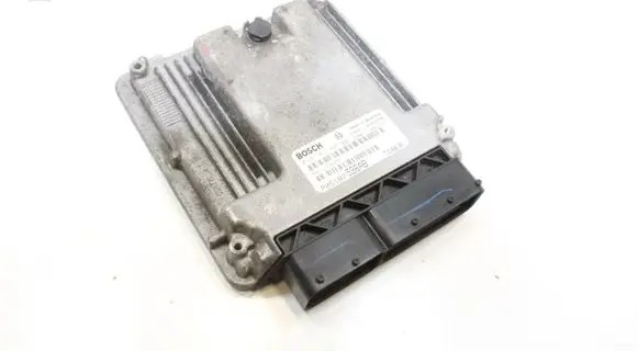 Jeep Patriot Engine control unit/module P05187596AB 0281013845