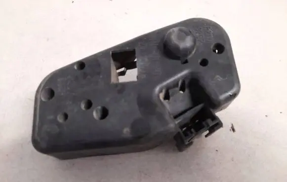 BMW 3 E46 Tail light bulb cover holder 8374810 230570r