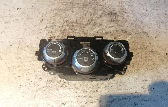 Subaru Forester SH Climate control unit T1004904MB