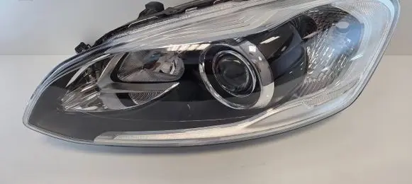 Volvo XC60 Headlight/headlamp 31420249 89908951 89907083