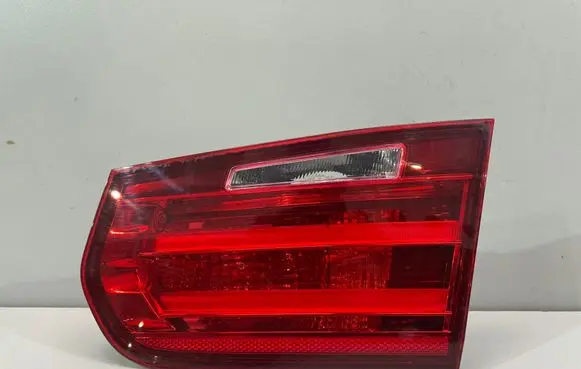 BMW 3 F30 F35 F31 Tailgate rear/tail lights 7371112