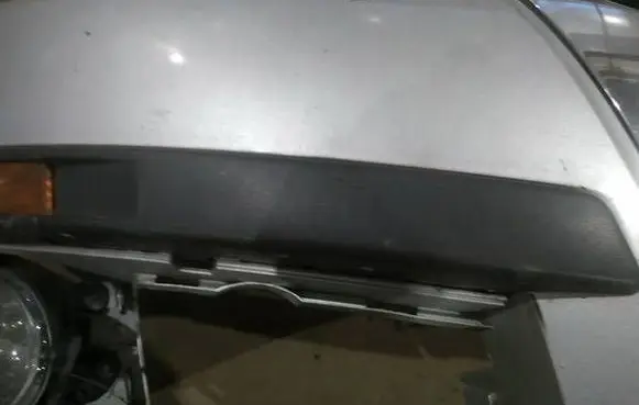 Volkswagen PASSAT B6 Front bumper splitter molding 