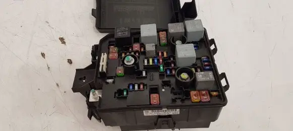 Opel Mokka Fuse module 94520912