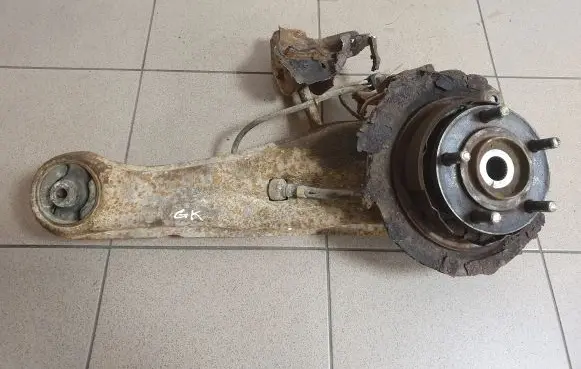 Mitsubishi Outlander Rear wheel hub spindle/knuckle 