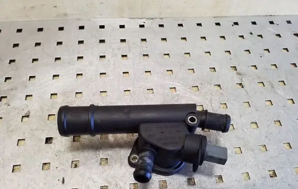Seat Alhambra (Mk1) Engine coolant pipe/hose 038121132D