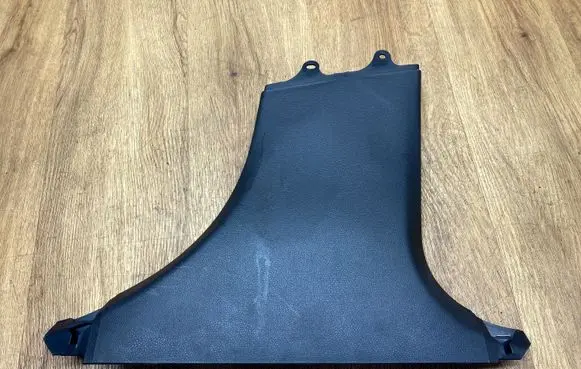 Mercedes-Benz C W205 (B) pillar trim (bottom) A2056900425 WPT55052 15670949